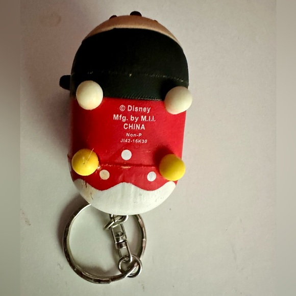 2/$25 Disney Minnie Mouse Tsum Tsum Vinyl
Figure Keychain - Picture 4 of 4